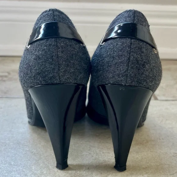 Stuart Weitzman Black and Gray Heels sz 7. Patent leather & wool. Made in Spain - Picture 3 of 12